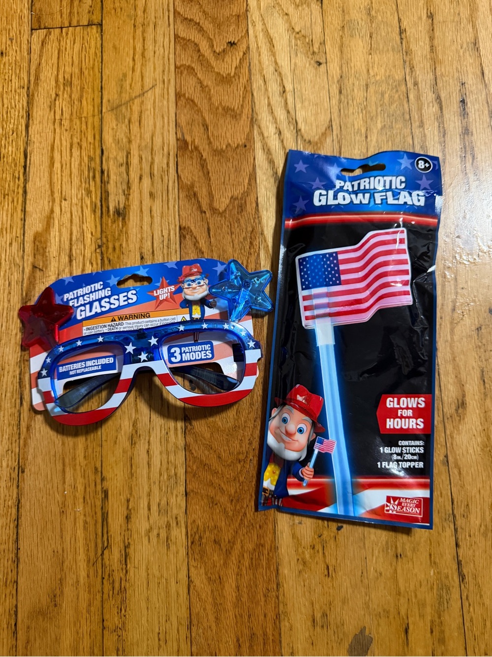 Patriotic USA light Up accessory bundle, glasses and flag